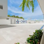 CB 814 | Suite moderna con vista al mar y parque